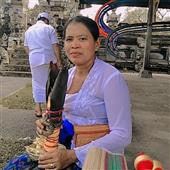 Thù