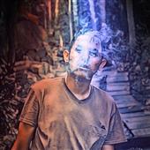 Thầ