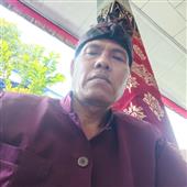 phư