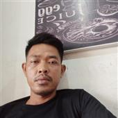 Nhậ