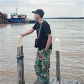 Tân