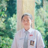 nhậ