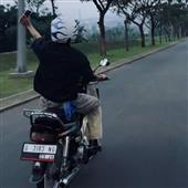 Thầ