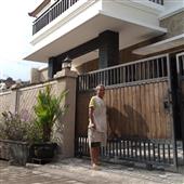 Dự 