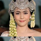 TRỨ