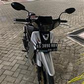 Trự