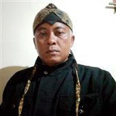 Thậ