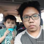Thậ