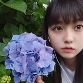 Thầ