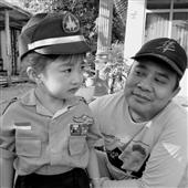 Thầ